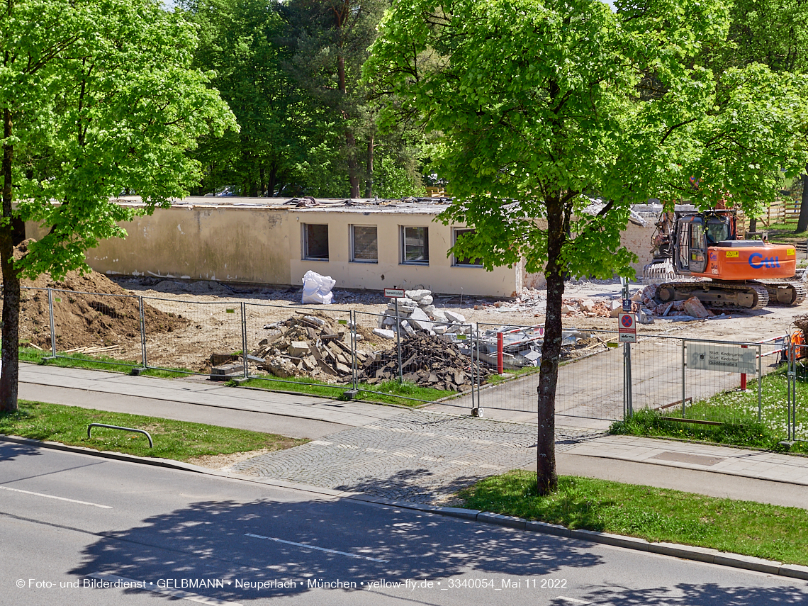11.05.2022 - Baustelle am Haus für Kinder in Neuperlach